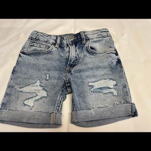 H&M blue denim distressed shorts